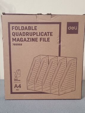 Deli Foldable Quadruplate Vertical Compartment White Magazine File A4 New in Box